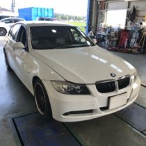 BMW　E90　VA20　オイル漏れ修理