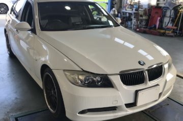 BMW　E90　VA20　オイル漏れ修理