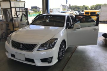 クラウンアスリート　GRS200　シートカバー持込取付