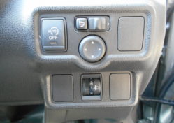 日産　ノート　 X 　フルセグSDナビ　バックモニター　ETC｜尾張旭市にある中部運輸局指定民間車検工場