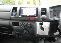 TOYOTA レジアスエース　DX　ワンセグナビ　ETC　エアーバック｜尾張旭市にある中部運輸局指定民間車検工場