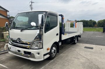 新しく積載車が仲間入りしました！！　