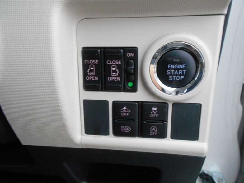DAIHATSU　ムーヴキャンバス　G　ブラックインテリアリミテッド　SAⅢ　プッシュスタート｜尾張旭市にある中部運輸局指定民間車検工場