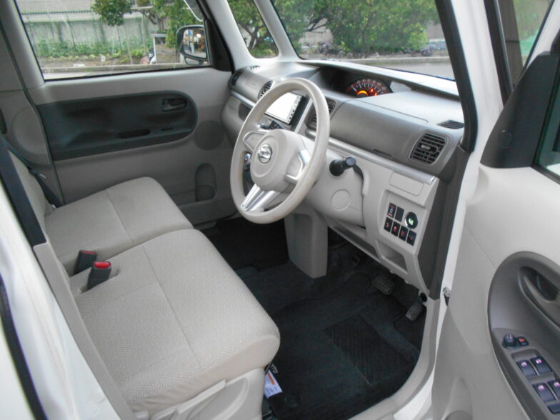 DAIHATSU　タント　660　X　SA　プッシュスタート　スマートキー　SDナビ｜尾張旭市にある中部運輸局指定民間車検工場