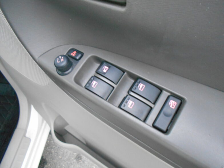 DAIHATSU　タント　660　X　SA　プッシュスタート　スマートキー　SDナビ｜尾張旭市にある中部運輸局指定民間車検工場