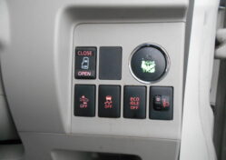 DAIHATSU　タント　660　X　SA　プッシュスタート　スマートキー　SDナビ｜尾張旭市にある中部運輸局指定民間車検工場