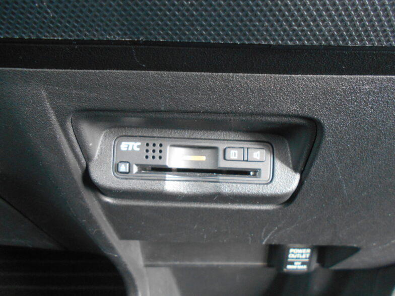 HONDA　フリード　Gジャストセレクション　SDナビフルセグＴＶ　ビルトインETC　バックカメラ｜尾張旭市にある中部運輸局指定民間車検工場