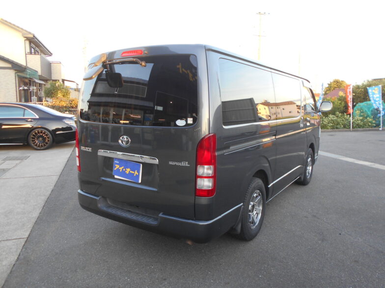 トヨタ　ハイエースバン　スーパーGL｜尾張旭市にある中部運輸局指定民間車検工場