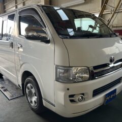 ２００系ハイエース　車検・インジェクター・パワステオイル漏れ・エンジンマウント